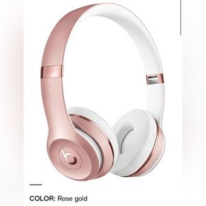 BEATS SOLO 3 WIRELESS ON EAR HEADPHONE!!!!!!  LIKE NEW CONDITION!!!!